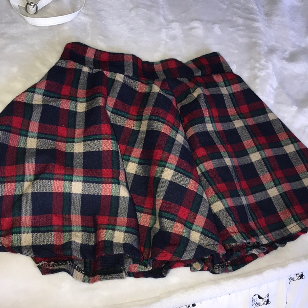 Short skirt